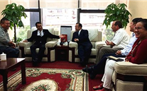 �����ҷ���ί��ϯ��������ׯ����Ϸ���ſ��콻��